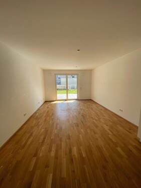 wohnzimmer - Terrassenwohnung mit 88,50 m&sup2; in Stein zur Miete