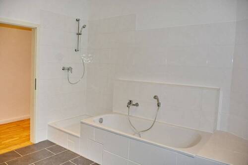 Wohnung 1 - 2 Zimmer Etagenwohnung in Berlin