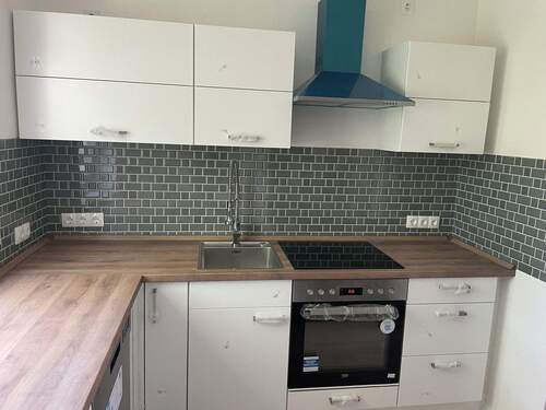 Küche - Exklusiv in der Waldsiedlung: 3-Zi.-Wohnung, hochwertig modernisiert, Balkon + Stellplatz