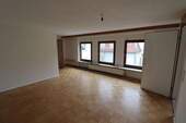 IMG_8122.JPG - 4 Zimmer Wohnung - 600,00 EUR Kaltmiete, ca.  80,00 m² Wohnfläche