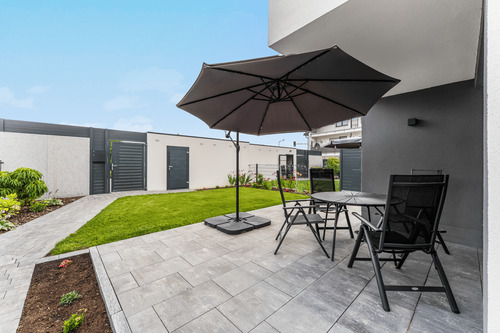 Terrasse - 5 Zimmer Doppelhaushälfte in Großhabersdorf