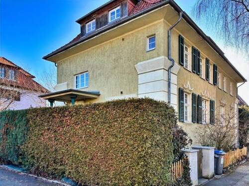 Seitenansicht - 1 Zimmer Doppelhaushälfte in Weimar