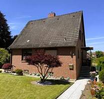 Top gepflegtes Einfamilienhaus mit traumhaftem, großem Garten in Hamburg-Rönneburg!