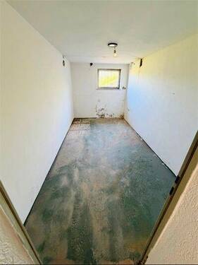 KG, Raum 5 - 