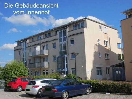 Die Gebäudeansicht vom Innenhof - 