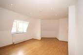Wohnen_Schlafen - Gemütliche, sehr schön ausgestattete 1-Zi.-Dachgeschoßwohnung in einem Altbau, Nähe S-7