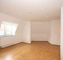 Gemütliche, sehr schön ausgestattete 1-Zi.-Dachgeschoßwohnung in einem Altbau, Nähe S-7 - München Sendling