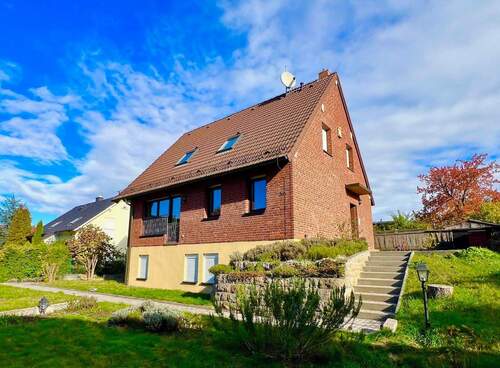 Hausansicht - 1.600,00 EUR Kaltmiete, ca.  170,00 m² Wohnfläche