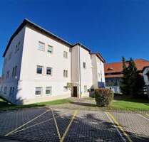 großzügige, helle 2-Zimmerwohnung nach Teilsanierung zu vermieten. - Eibau