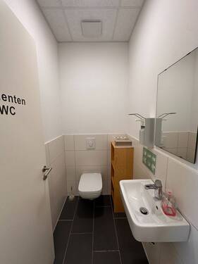 WC - 