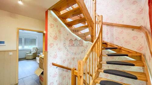  Treppenaufgang Erdgeschoss - 