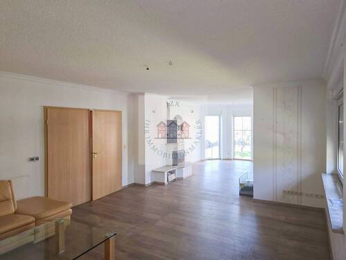 Wohnzimmer - Einfamilienhaus mit 180,00 m&sup2; in Ruhland zum Kaufen