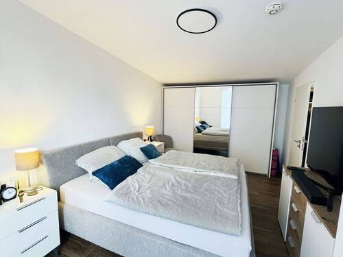Schlafzimmer in guter Größe - 