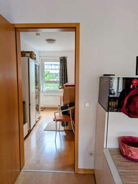 Flur vom Wohnzimmer aus - 