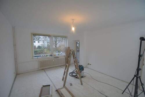 Wohnzimmer - 2 Zimmer Etagenwohnung zur Miete in Hamburg