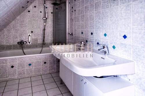 © KI DG-Wohnung Bubenreuth - 