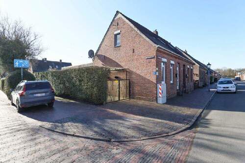 Außenansicht - 3 Zimmer Doppelhaushälfte in Wilhelmshaven-Bant