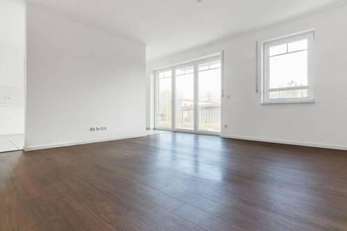 Offener Wohnbereich - 2 Zimmer Etagenwohnung zur Miete in Achim