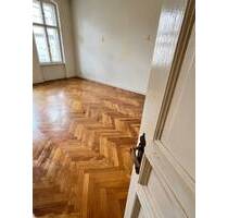 Stuckaltbauwohnung mit Balkon - 699.000,00 EUR Kaufpreis, ca.  124,00 m² Wohnfläche in Berlin (PLZ: 10717) Wilmersdorf
