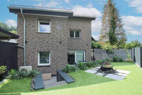 Titelbild - Exklusives Einfamilienhaus in Hennef-Allner - stilvoll und modern wohnen mit der ganzen Familie