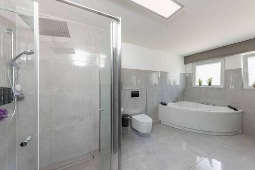 Zeitloses Badezimmerdesign - 