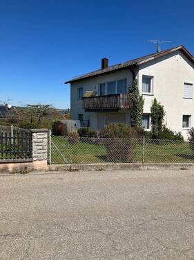Hausansicht2 - Älteres Haus sucht Familienanschluss