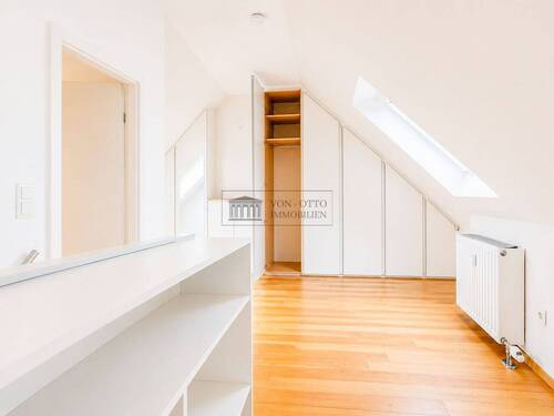 Studio mit Holzboden - 