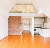 Loft-Feeling über den Dächern von Köln; am Zülpicher Platz