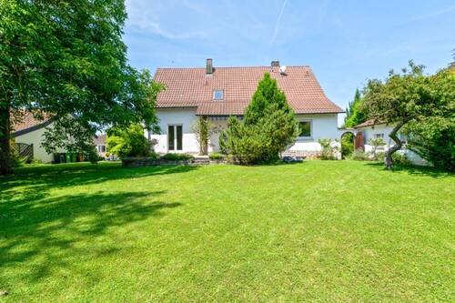 Rückwertige Hausansicht (1) - Einfamilienhaus mit 168,00 m² in Besigheim zum Kaufen