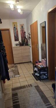 Flur - 3 Zimmer Etagenwohnung zum Kaufen in Haag