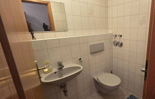 WC - 