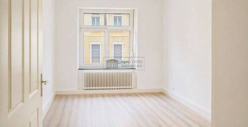 Helles Raumdesign - 1 Zimmer Mehrfamilienhaus, Wohnhaus zum Kaufen in Solingen