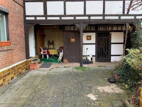 Hof - 7 Zimmer Einfamilienhaus in Pößneck