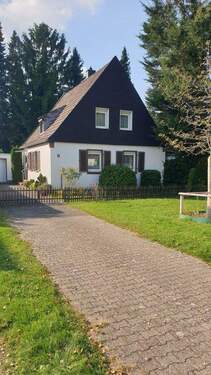 Bild 1 - Einfamilienhaus mit Potenzial auf sonnigem Traumgrundstück mit Südwestlage