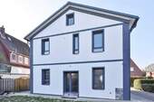 Außenansicht - Einfamilienhaus mit 194,00 m&sup2; in Wilhelmshaven-Neuengroden zum Kaufen