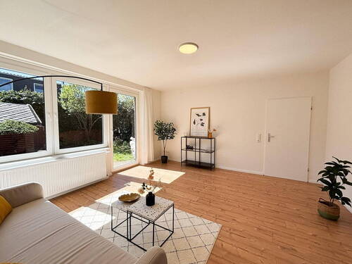 Bild 2 - 4 Zimmer Reihenmittelhaus zum Kaufen in Stade