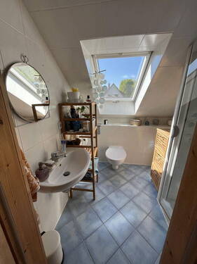Bad Dachgechoß - 4 Zimmer Einfamilienhaus in Ludwigsfelde