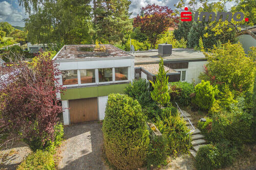 Titelbild - Sonniges Anwesen mit Traumgrundstück in sanierungsbedürftigem Zustand