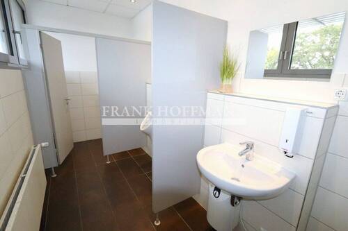 M1341-2.OG Sanitär Herren - 