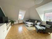 Wohnzimmer - 2 Zimmer Etagenwohnung zur Miete in Neustadt i.H.