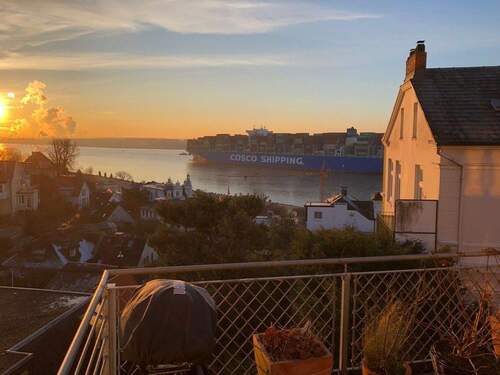 Bild 1 - Beletage mit fantastischem Elbblick im Blankeneser Treppenviertel