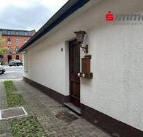 Bungalow mit 2 Garagen in zentraler Lage von Aachen-Eilendorf