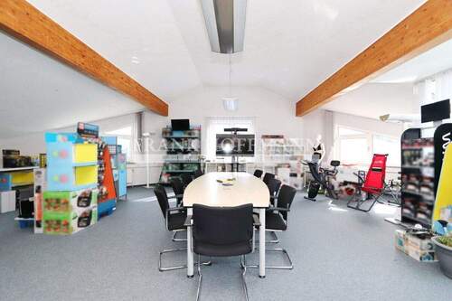 M2352-1.OG Büro 4 - 