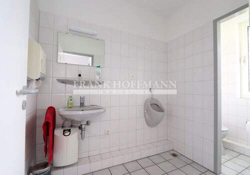 M2352-1.OG Sanitär Herren - 