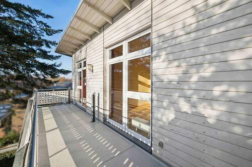 Balkon 2.OG - Einfamilienhaus mit 257,10 m&sup2; in Flensburg zum Kaufen