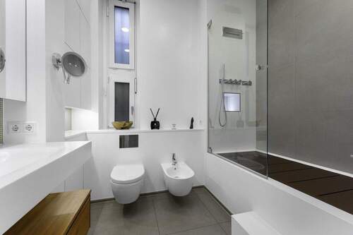 Bad - Terrassenwohnung mit 114,00 m&sup2; in Frankfurt zum Kaufen