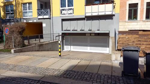 Zufahrt Tiefgarage - 1 Zimmer Etagenwohnung in Chemnitz