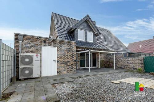 Gartenansicht - 4 Zimmer Doppelhaushälfte zum Kaufen in Brüggen