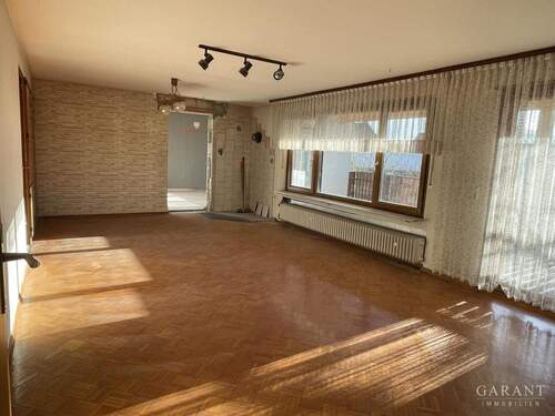 Wohnzimmer - Etagenwohnung mit 116,00 m&sup2; in Illingen zum Kaufen