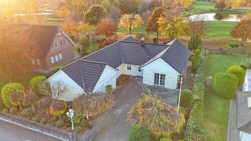 Luftaufnahme - 4 Zimmer Einfamilienhaus zum Kaufen in Bad Bramstedt